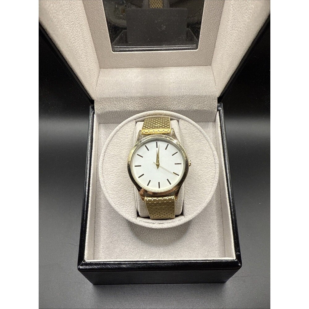 FMD Quartz Watch FMDWS194 Analog Gold Tone New Battery 37mm Womens New Battery